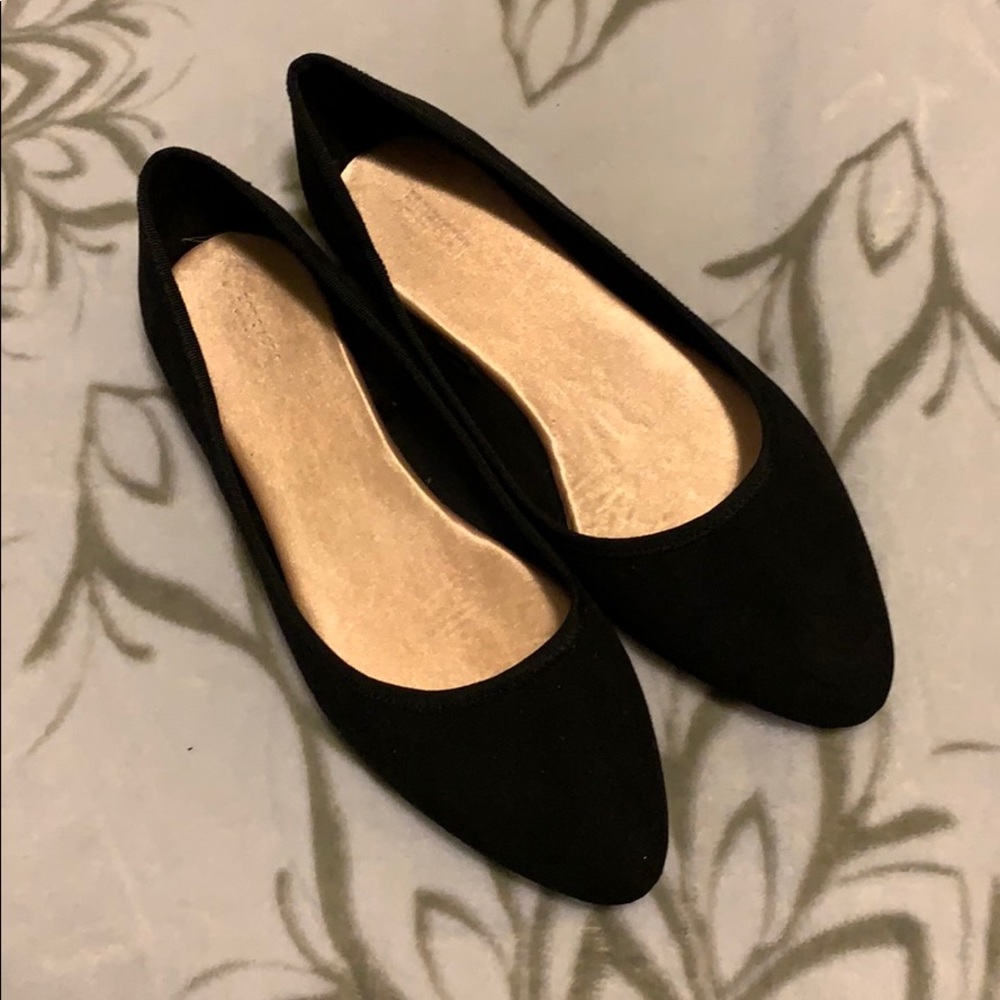 Forever 21 suede flats